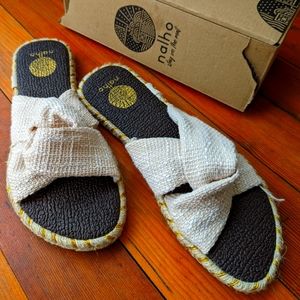 Nalho Jaya Slide Yoga Sandals size 10 in Beige